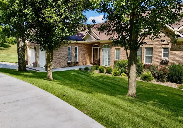 Homes for sale in Lancaster, KY | 205 Woodside Wy, Lancaster, KY 40444 | MLS# 26014916