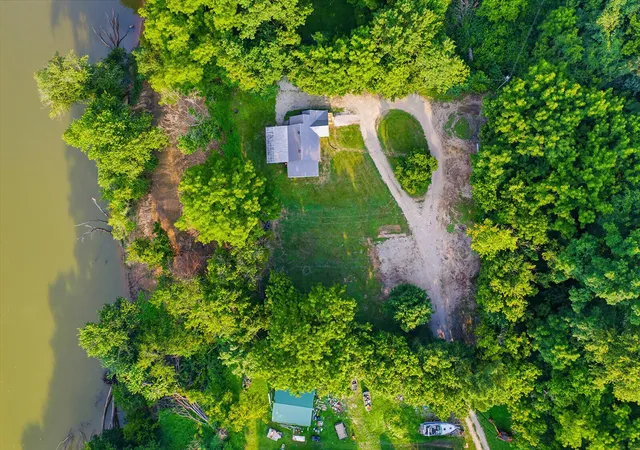 Homes for sale in Lawrenceburg, KY | 1540 Sims Valley Rd, Lawrenceburg, KY 40342 | MLS# 26015832