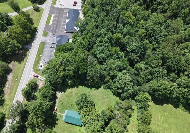 Photo 2 of Sale Pending at 3205 Richmond St, Mt Vernon, KY 40456 | MLS# 26014837 | Listing updated on 2026-09-10