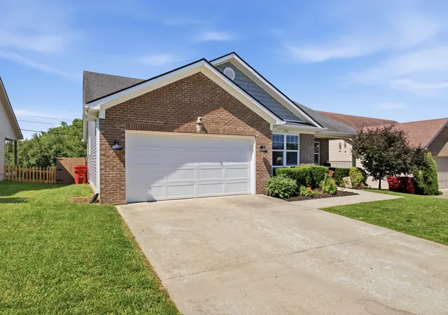 2nd image of 1236 Orchard Dr, Nicholasville, KY 40356 | MLS# 26014745
