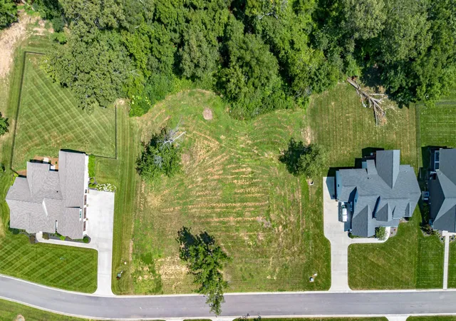 Photo 2 of Land for sale at 140 Saddle Crk Dr, Paducah, KY 42001 | MLS# 26020095 | Listing updated on 2026-07-29