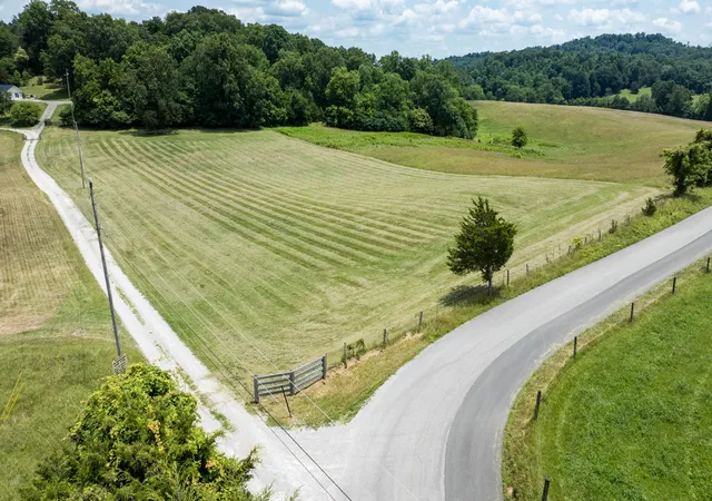 Homes for sale in Somerset, KY | 16 Maggie Wy, Somerset, KY 42503 | MLS# 26015136