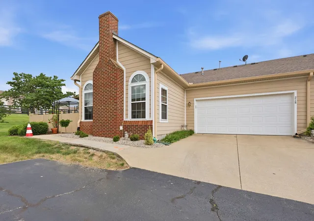 2nd image of 218 Churchill Xing, Nicholasville, KY 40356 | MLS# 26014743