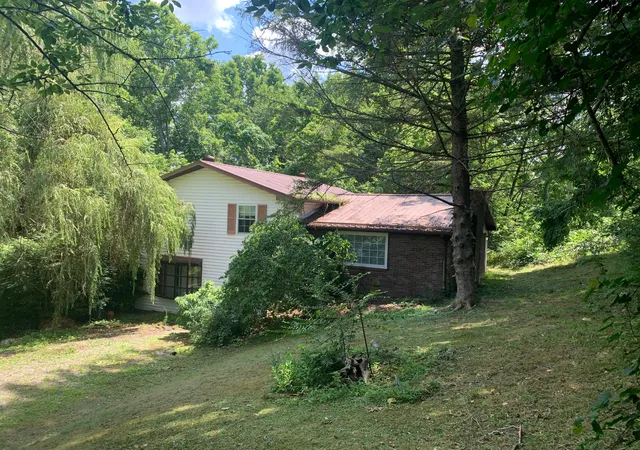 Homes for sale in Whitley City, KY | 60 Grover Whitehead Rd, Whitley City, KY 42653 | MLS# 26014885