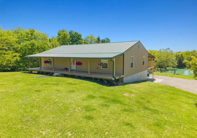 Photo 3 of Sale Pending at 2109 Porter Rd, Sadieville, KY 40370 | MLS# 26014804 | Listing updated on 2026-09-01