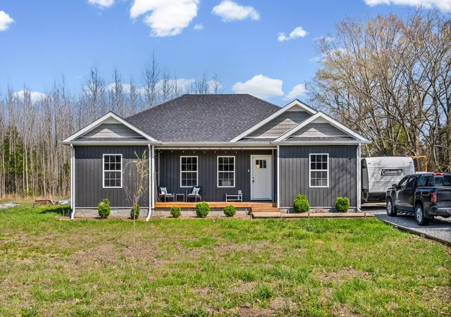 Homes for sale in Sharon Grove, KY | 352 Scott Rd, Sharon Grove, KY 42280 | MLS# 26014767