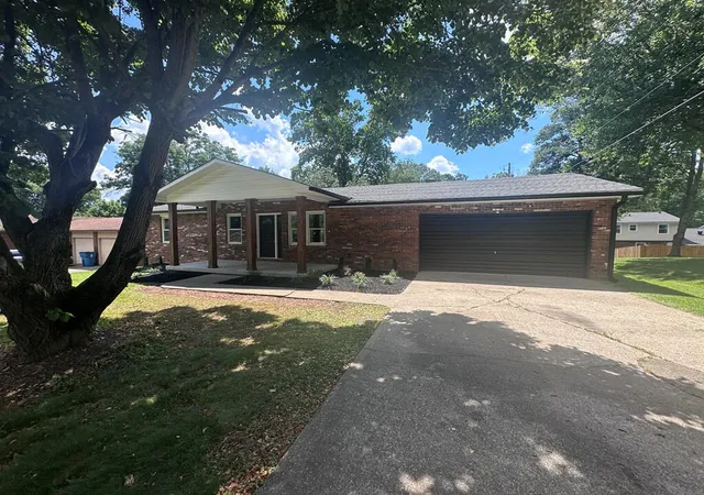 2nd image of 1821 Ash St, Madisonville, KY 42431 | MLS# 26014779