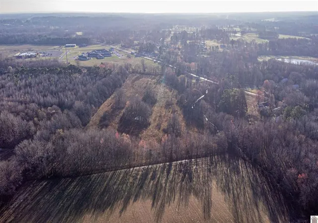 2nd image of 7615 Blandville Rd, Paducah, KY 42001 | MLS# 26014777