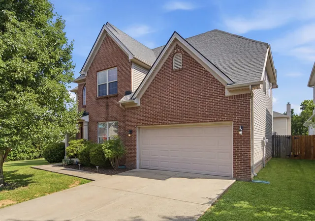 Homes for sale in Lexington, KY | 2951 Eminent Dr, Lexington, KY 40511 | MLS# 26015079