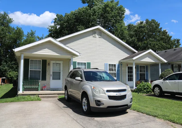 Homes for sale in Versailles, KY | 236 Mlk Jr Blvd, Versailles, KY 40383 | MLS# 26014785