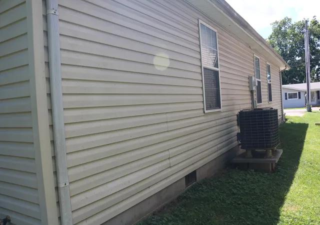 Homes for sale in Versailles, KY | 236 MLK Jr Blvd, Versailles, KY 40383 | MLS# 26014785