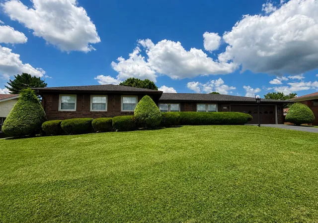 Homes for sale in Danville, KY | 414 Elwood Dr, Danville, KY 40422 | MLS# 26014790