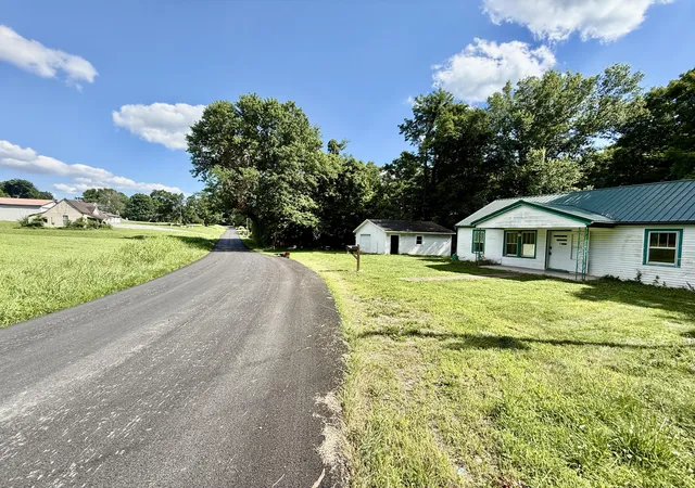 3rd image of 115 Military Rd, Herndon, KY 42236 | MLS# 26014791