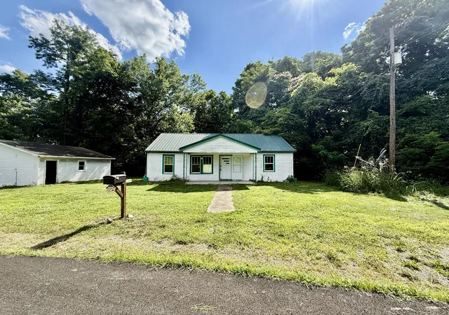 5th image of 115 Military Rd, Herndon, KY 42236 | MLS# 26014791