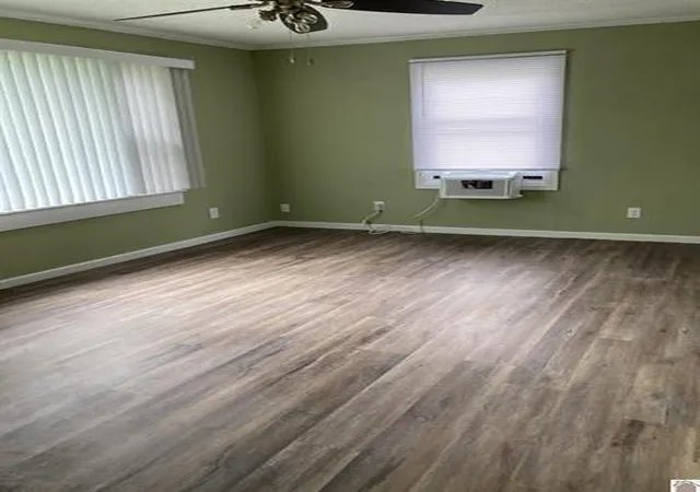 2nd image of 2823 Fairmont St, Paducah, KY 42003 | MLS# 26017967