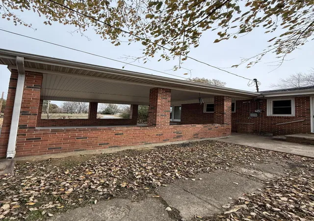 Photo 2 of Single family home for sale at 571 Kentucky 1949, Symsonia, KY 42082 | MLS# 26015110 | Listing updated on 2026-09-08