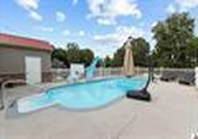 Homes for sale in Cadiz, KY | 49 Aubry Ln, Cadiz, KY 42211 | MLS# 26016789