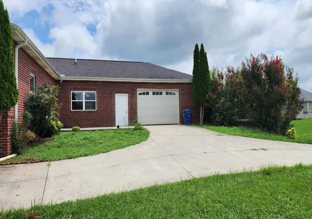 Photo 3 of Single family home for sale at 299 Highway 1676, Science Hill, KY 42553 | MLS# 26019108 | Listing updated on 2026-07-20
