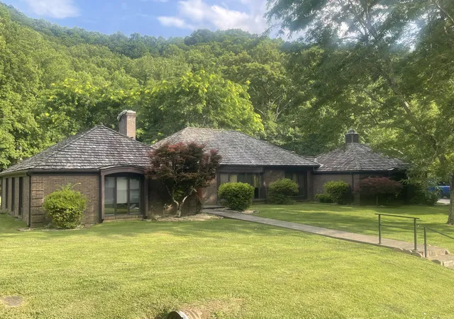 Homes for sale in Harlan, KY | 859 Woodland Hills, Harlan, KY 40831 | MLS# 26014851