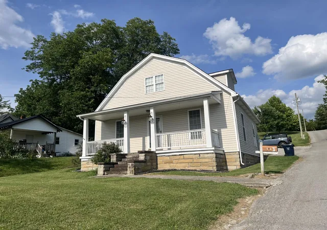 Homes for sale in London, KY | 104 N Mcwhorter St, London, KY 40741 | MLS# 26014913