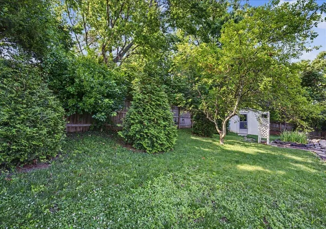Homes for sale in Frankfort, KY | 111 Bender Dr, Frankfort, KY 40601 | MLS# 26014855