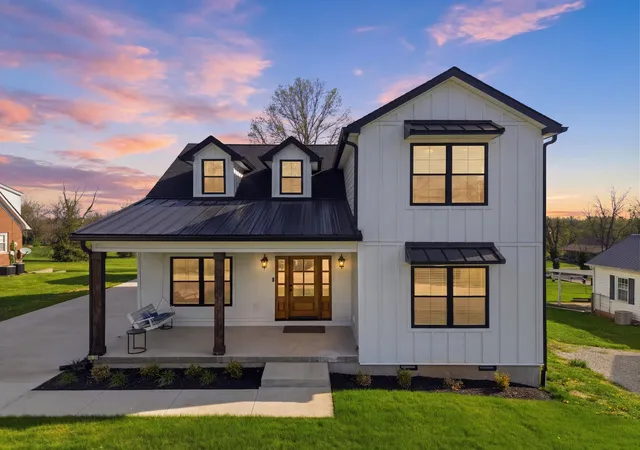 Photo 1 of Single family home for sale at 6329 Athens Boonesboro Rd, Lexington, KY 40509 | MLS# 26014856 | Listing updated on 2026-10-13