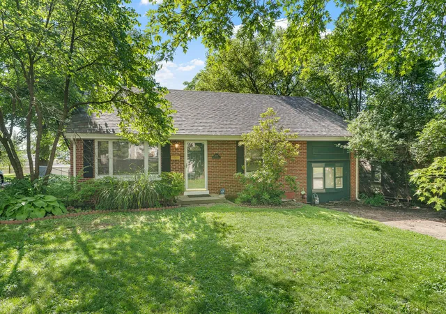 Photo 1 of Single family home for sale at 2009 Dellwood Dr, Lexington, KY 40503 | MLS# 26014876 | Listing updated on 2026-08-31