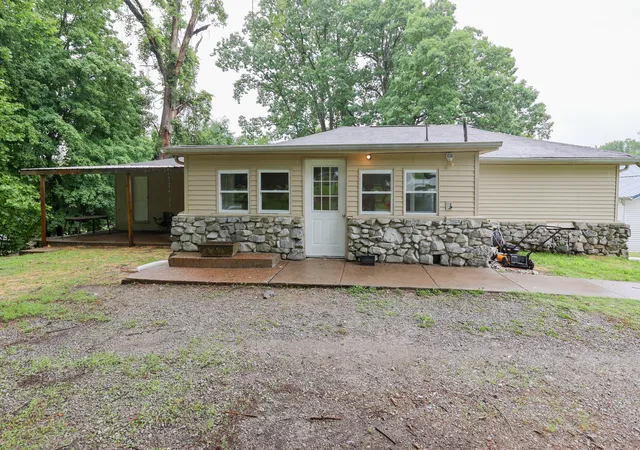 3rd image of 1158 Beech Grove Rd, Wickliffe, KY 42087 | MLS# 26016977