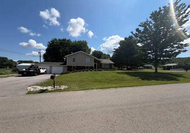 Homes for sale in Monticello, KY | 111 Guinn Dr, Monticello, KY 42633 | MLS# 26015253