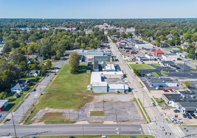 1st image of 1600 Kentucky Ave #& 1645 Washington Street, Paducah, KY 42003 | MLS# 26017280
