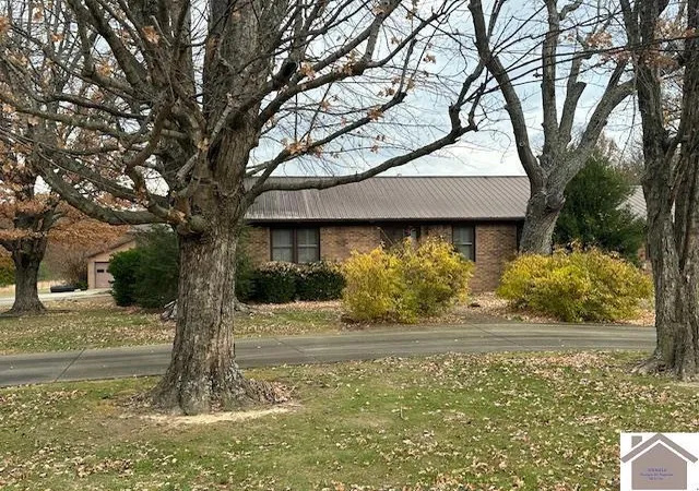 Photo 2 of Single family home for sale at 8898 E St Rt, Mayfield, KY 42066 | MLS# 26018469 | Listing updated on 2026-08-03