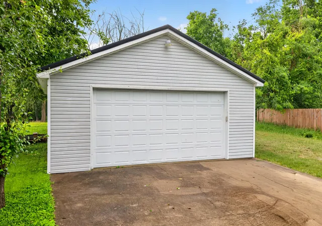 Homes for sale in Nicholasville, KY | 79 Lucas Ln, Nicholasville, KY 40356 | MLS# 26015051