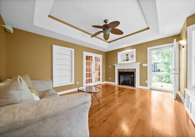Photo 3 of Single family home for sale at 401 Irish Cir, Hopkinsville, KY 42240 | MLS# 26014956 | Listing updated on 2026-09-21