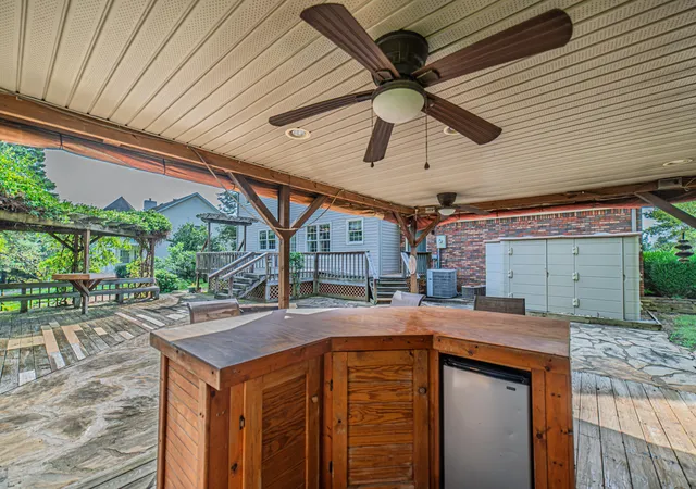 50th image of 323 Meadowaire Dr, Paducah, KY 42003 | MLS# 26017516
