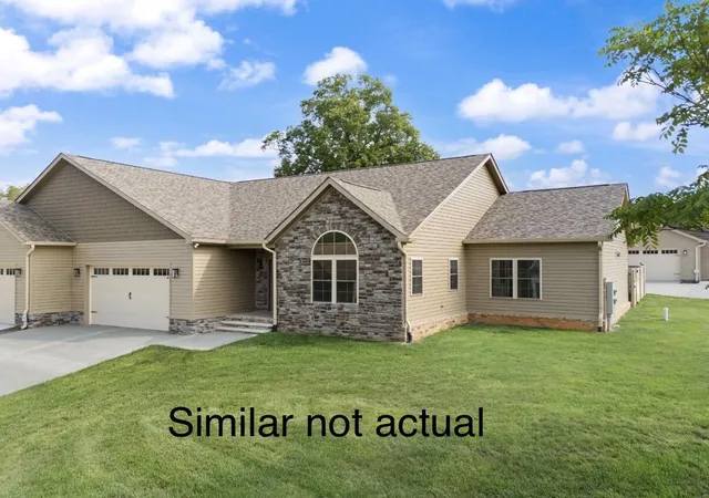 Homes for sale in Bronston, KY | 15 A W Canterbury Dr, Bronston, KY 42518 | MLS# 26015000