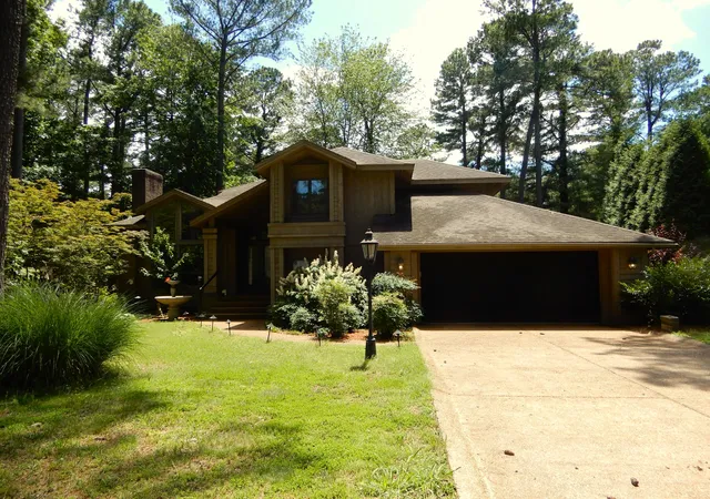 1st image of 643 Whitney Dr, Paducah, KY 42001 | MLS# 26015092
