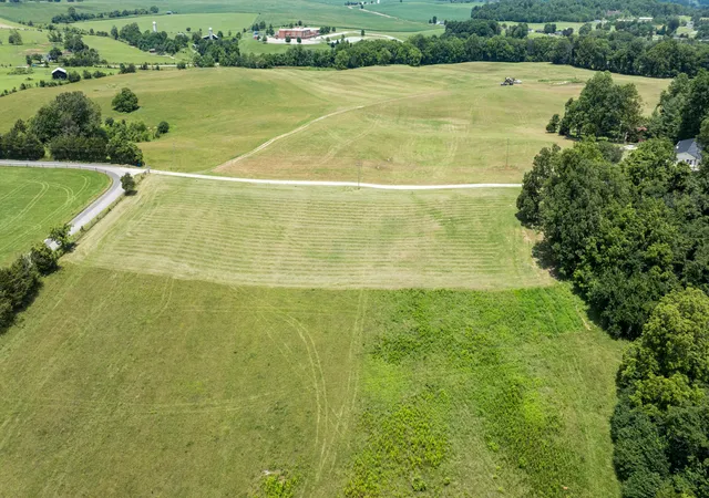 Photo 4 of Sale Pending at 16,32,70 & 94 Maggie Way, Somerset, KY 42503 | MLS# 26015134 | Listing updated on 2026-07-04