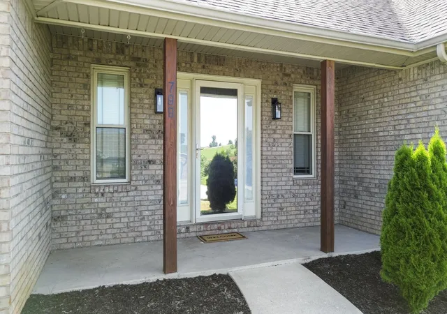 Homes for sale in Somerset, KY | 799 Hidden Loop Dr, Somerset, KY 42503 | MLS# 26014995