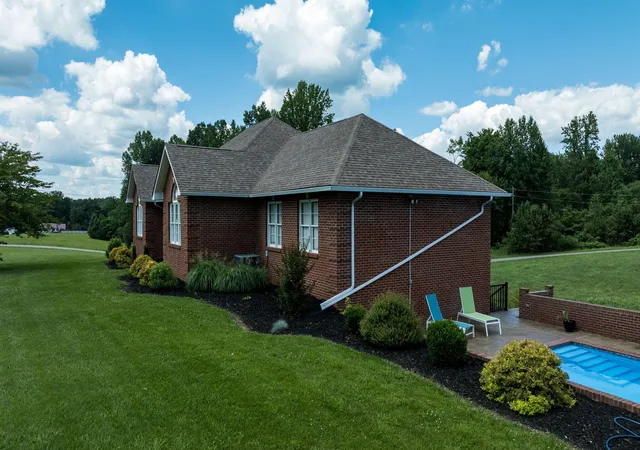 Photo 3 of Single family home for sale at 320 Alice Roy Rd, Windsor, KY 42565 | MLS# 26015003 | Listing updated on 2026-07-27