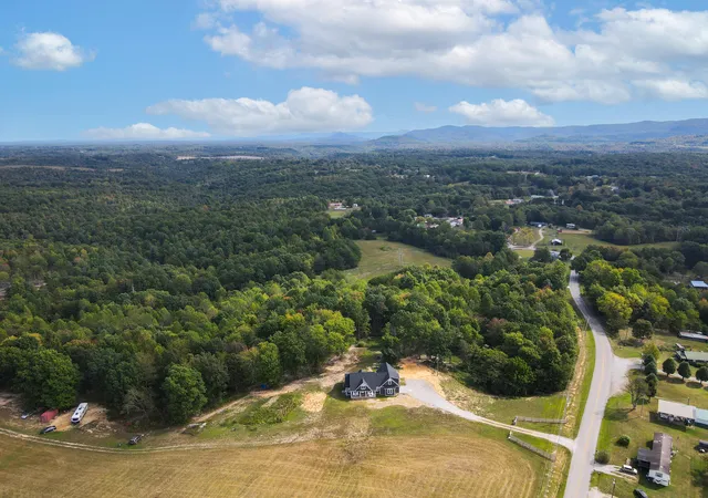 Homes for sale in Strunk, KY | 495 - 2 Kentucky 1470, Strunk, KY 42649 | MLS# 26014999
