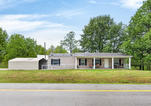 Homes for sale in Burkesville, KY | 475 State Park Rd, Burkesville, KY 42717 | MLS# 26015009