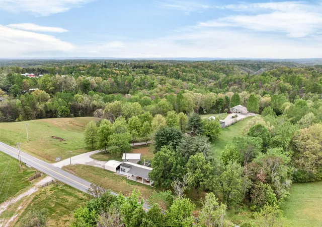 Homes for sale in Burkesville, KY | 475 State Park Rd, Burkesville, KY 42717 | MLS# 26015009