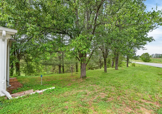 Homes for sale in Burkesville, KY | 475 State Park Rd, Burkesville, KY 42717 | MLS# 26015009