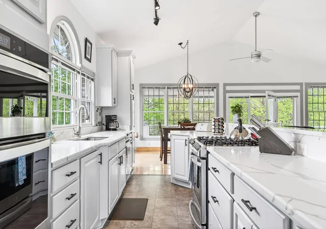 Homes for sale in Burkesville, KY | 501 State Park Rd, Burkesville, KY 42717 | MLS# 26015010