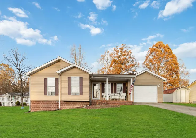 Photo 2 of Single family home for sale at 154 Bryan Dr, Corbin, KY 40701 | MLS# 26015025 | Listing updated on 2026-06-26