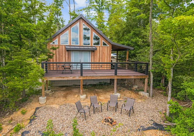 Homes for sale in Stearns, KY | 711 Worley Hill Top Rd, Stearns, KY 42647 | MLS# 26015087