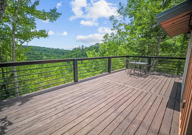 Homes for sale in Stearns, KY | 711 Worley Hill Top Rd, Stearns, KY 42647 | MLS# 26015087