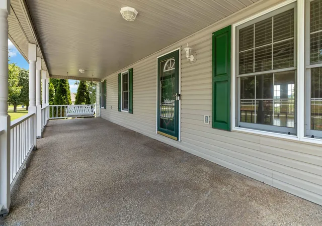 Homes for sale in Bronston, KY | 217 Old Decker Rd, Bronston, KY 42518 | MLS# 26015061