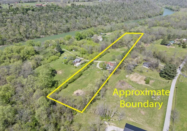 Homes for sale in Versailles, KY | 737 Fintville Rd, Versailles, KY 40383 | MLS# 26015058