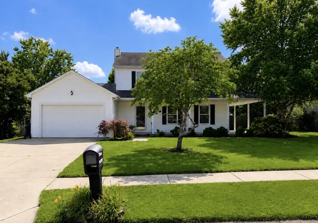 Photo 3 of Single family home for sale at 322 Calmes Blvd, Winchester, KY 40391 | MLS# 26019133 | Listing updated on 2026-09-30